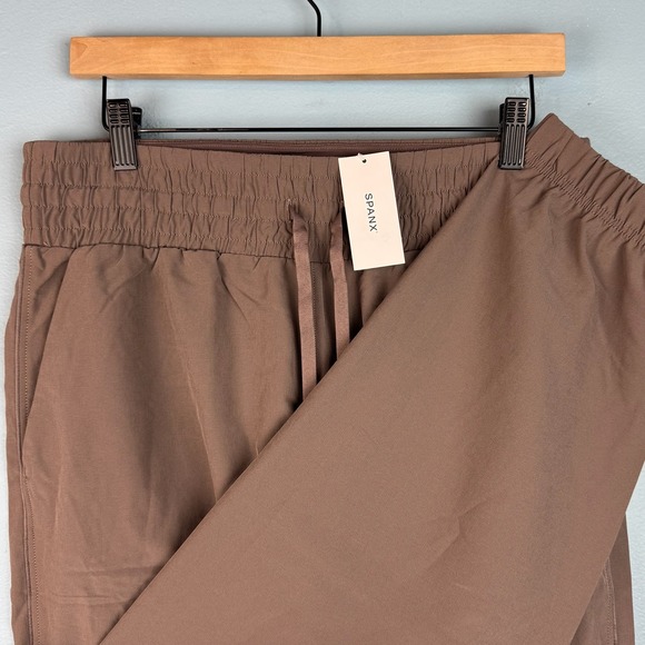 SPANX Pants - NEW Spanx On The Move Jogger Womens Large Smoke Brown Pull On Performance Pants